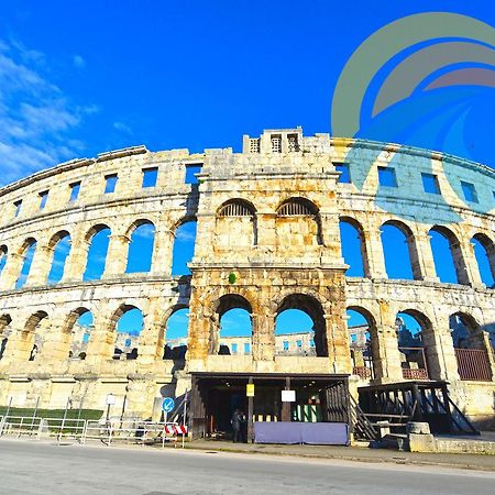 Apartments Pula 1618 Exterior foto
